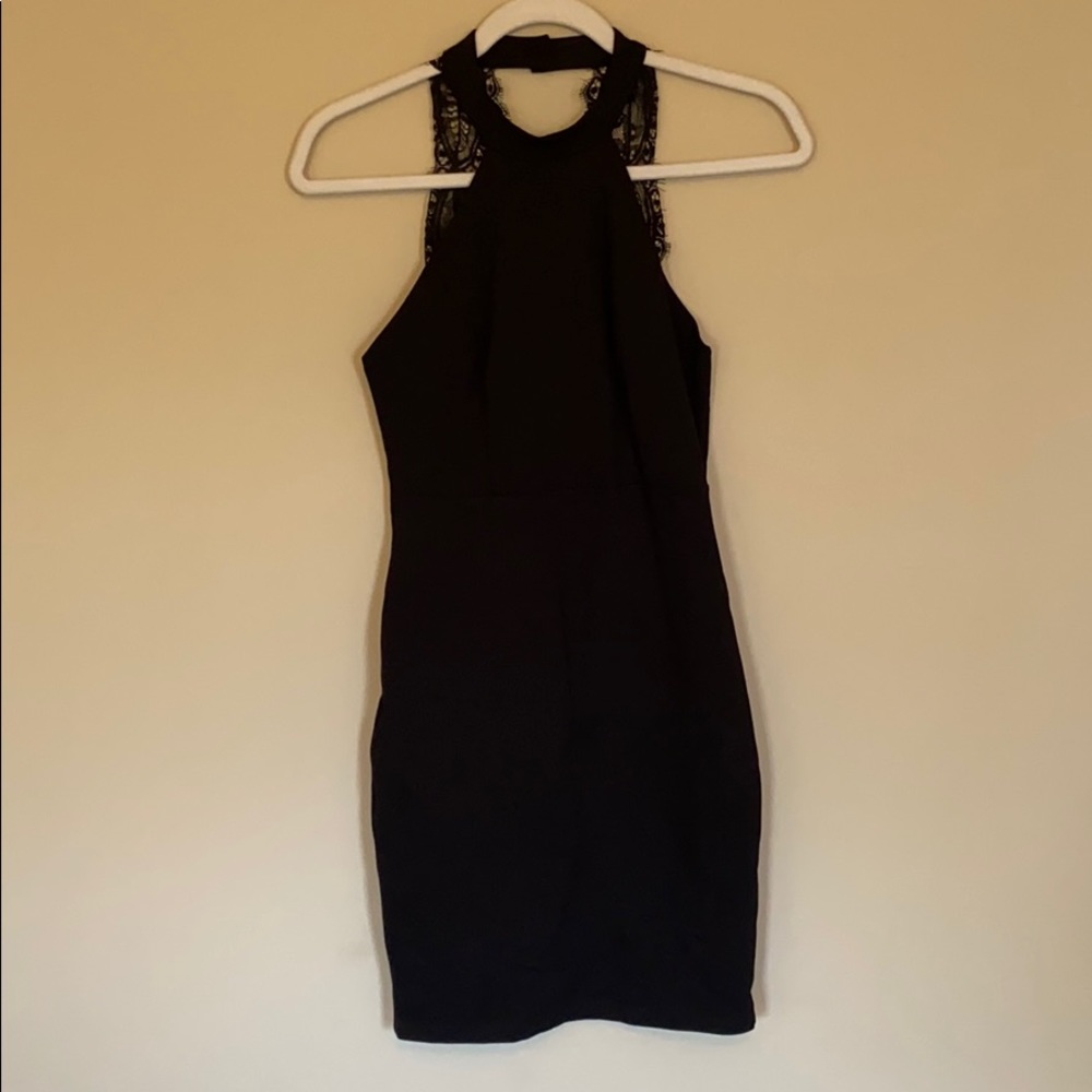 Lulu’s black lace dress